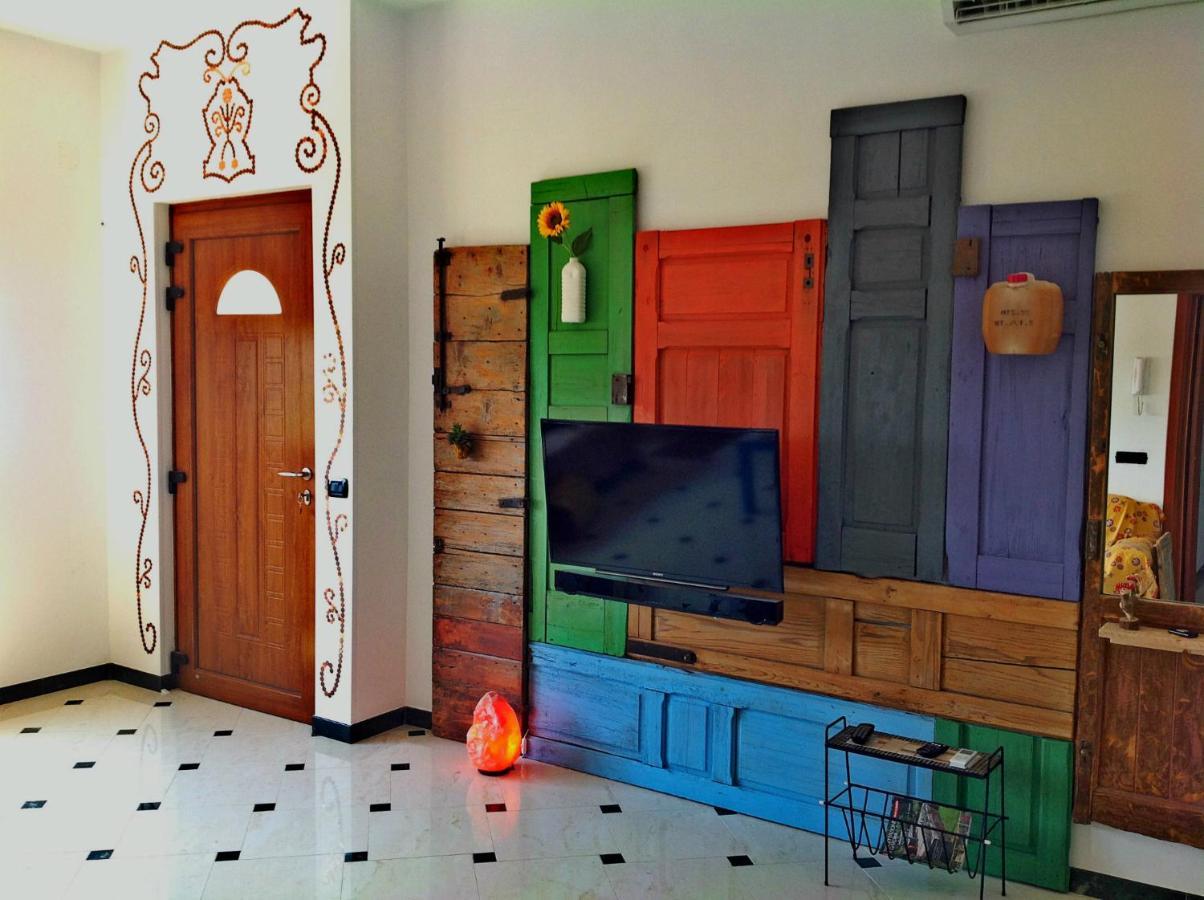 Art Rooms Joyful People Alberobello Eksteriør billede